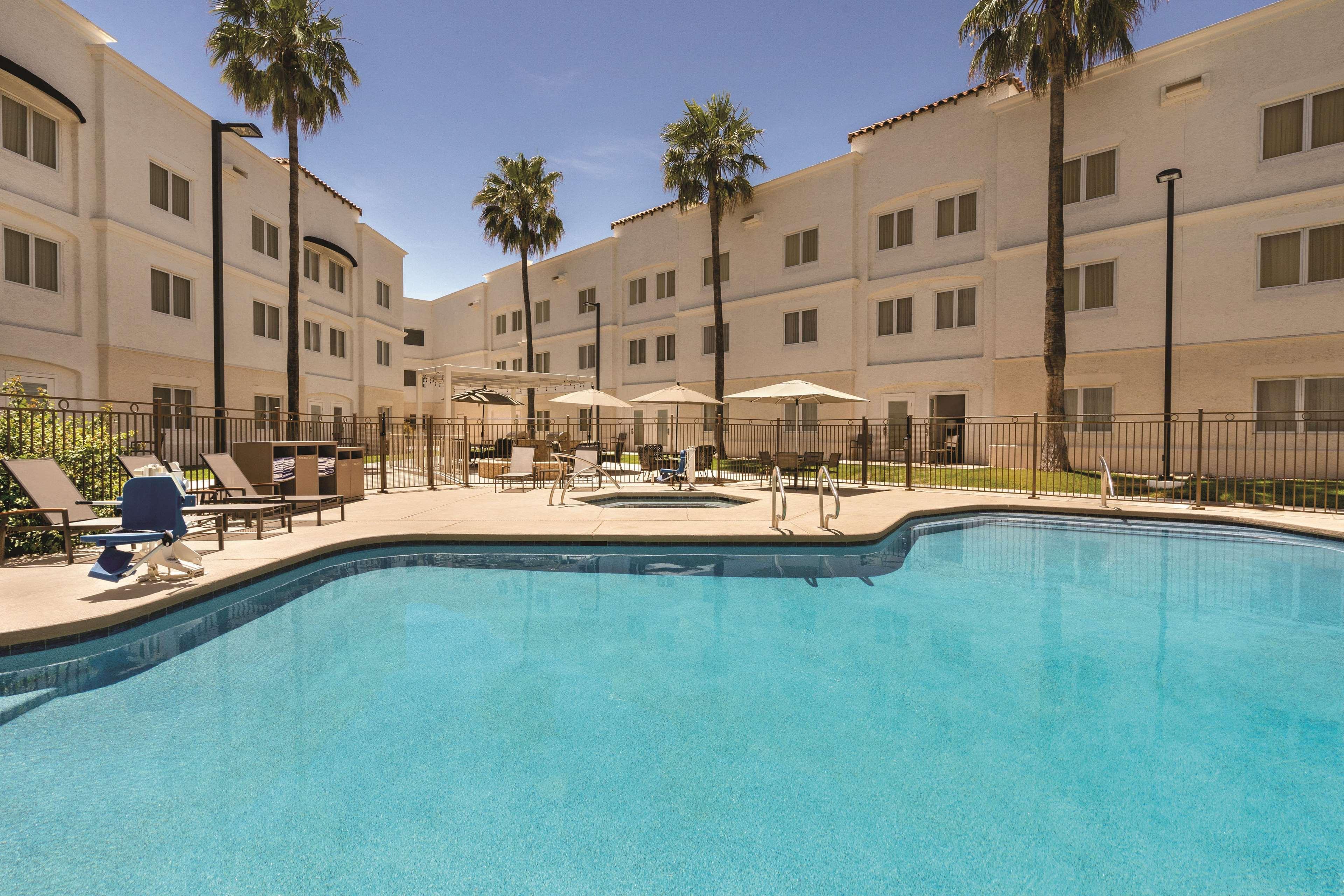 Homewood Suites Tucson St. Philip'S Plaza University מראה חיצוני תמונה